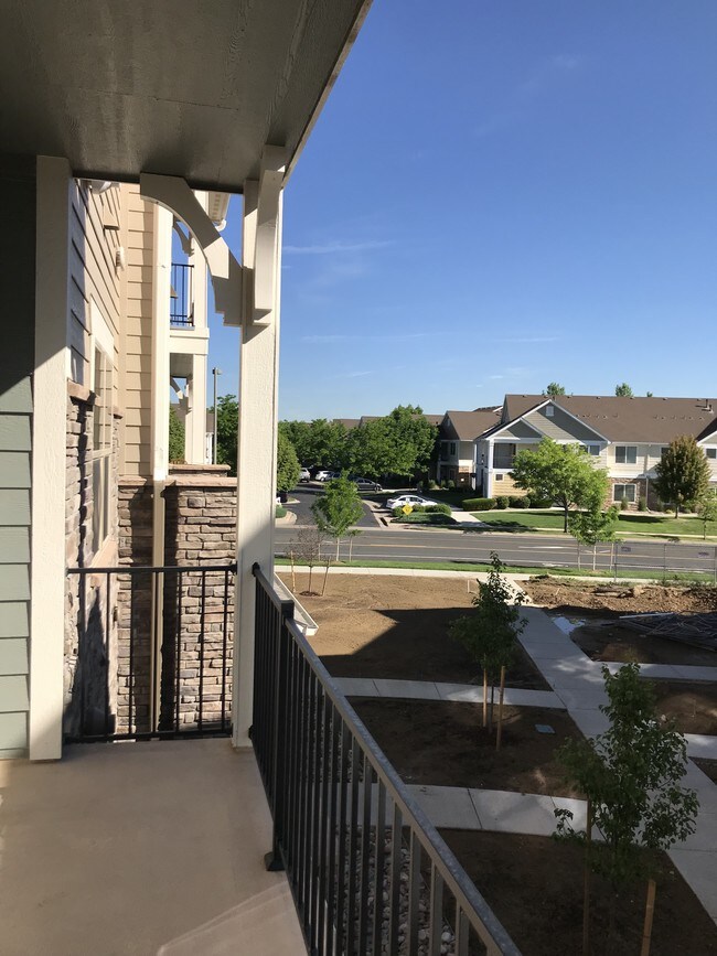 Building Photo - 4662 Hahns Peak Dr