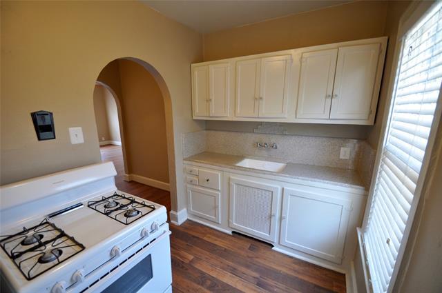 Building Photo - 5750 Marquita Ave