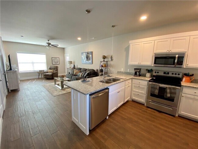 Foto del edificio - 7634 Har-Ber Ave