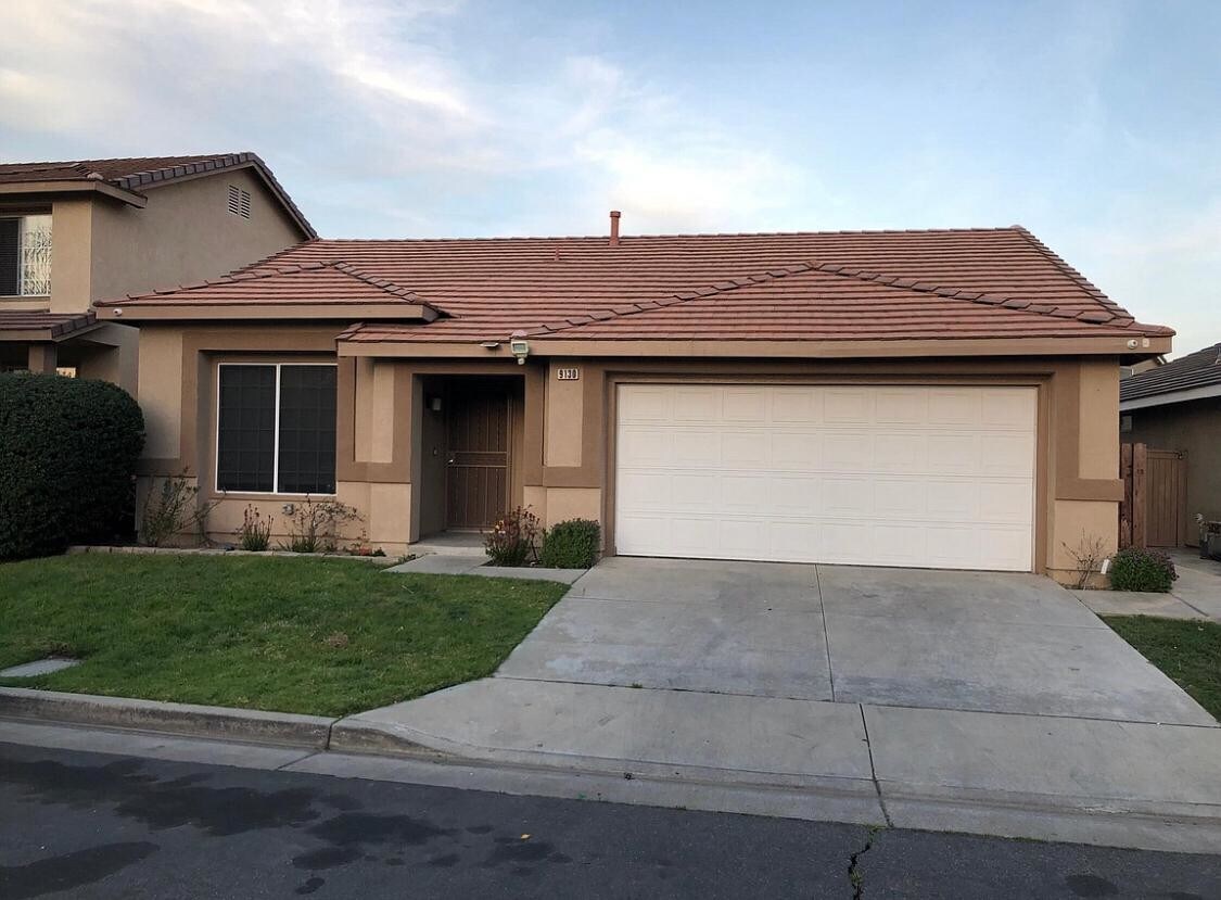 9130 Ditas Dr Unit 9130, Riverside, CA 92508 Room for Rent in