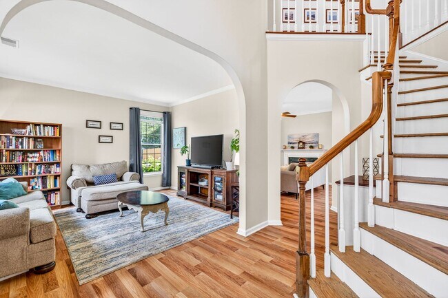 Foto del edificio - Spacious Living in the Heart of Whitehall