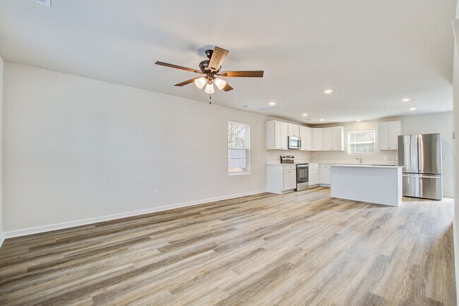 Foto del edificio - 4111 Rising Tide Dr