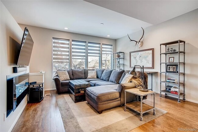 Photo - 2948 W 33rd Ave Townhome