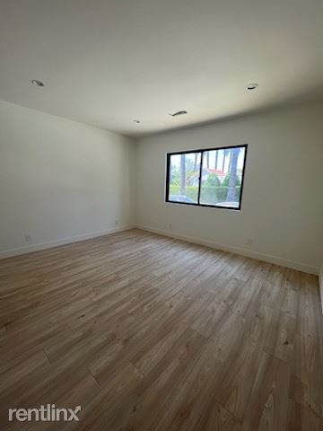 Foto del edificio - 3 br, 2 bath Duplex - 2902 West Boulevard ...