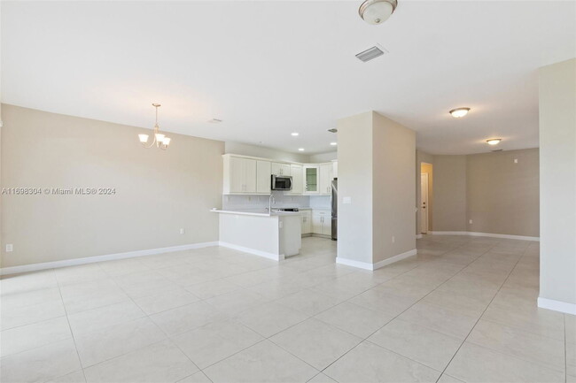 Foto del edificio - Northwest 61 Lane, Doral, FL 33178 - 4 BR ...