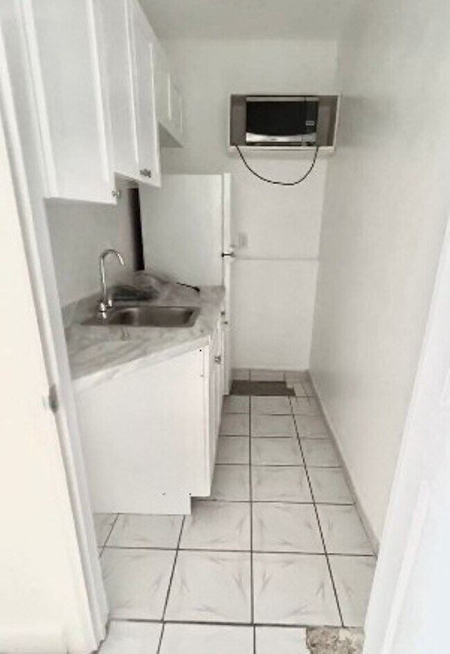 649 W 14th St, Hialeah, FL 33010 House for Rent in Hialeah, FL