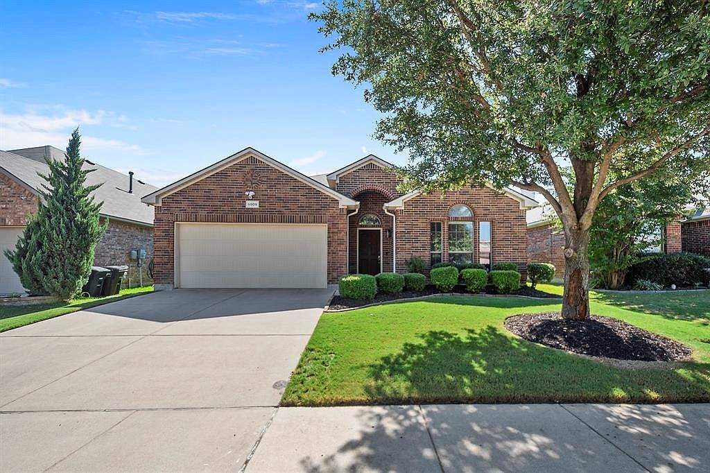 Foto principal - 5509 Grayson Ridge Dr
