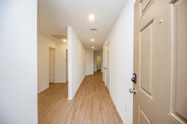 Foto del edificio - 27122 River Birch Ridge Dr