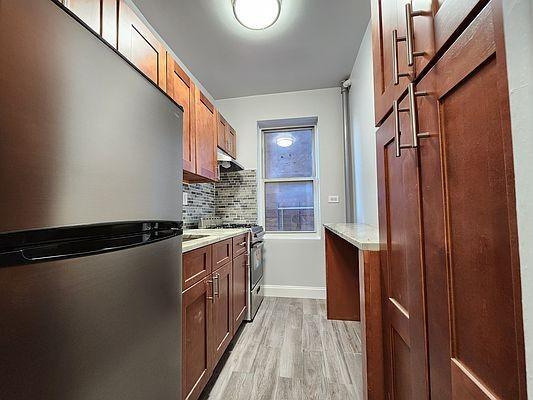 Foto principal - 1 bedroom in BRONX NY 10463