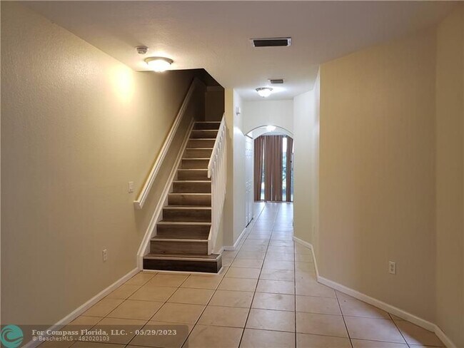 Foto del edificio - 2751 SW 120th Terrace