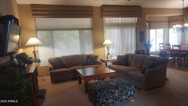 Foto del edificio - 3691 N 153rd Ln