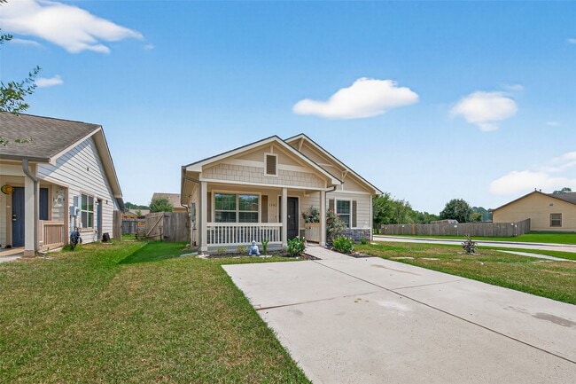 Building Photo - 1202 Cedar Creek Drive