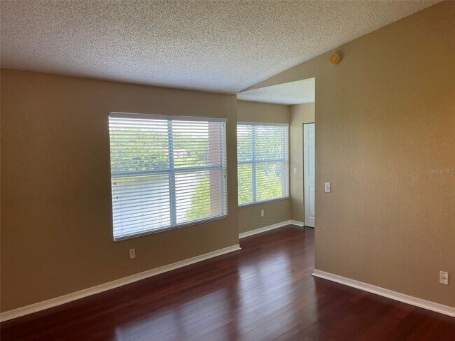 Building Photo - 5128 Conroy Rd