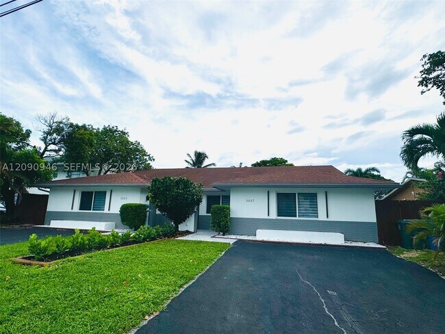 Foto del edificio - 3665-3667-3667 NW 17th Way