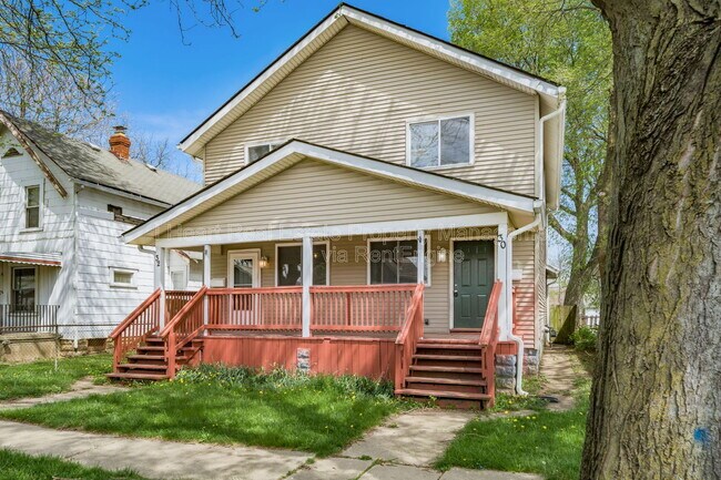 Foto del edificio - 32 Schultz Ave