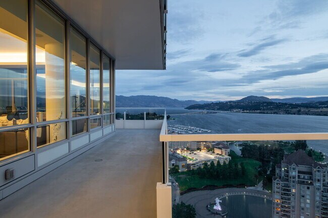 Photo du bâtiment - 1181 Sunset Dr