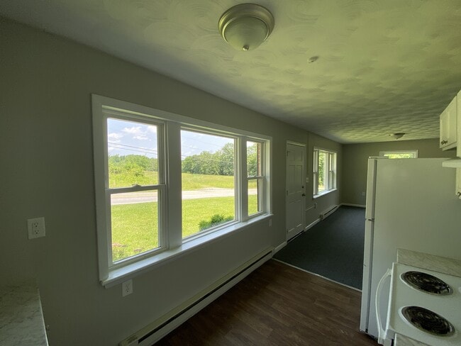 Building Photo - 120 E Siddonsburg Rd