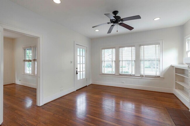 Foto del edificio - 811 Fugate St