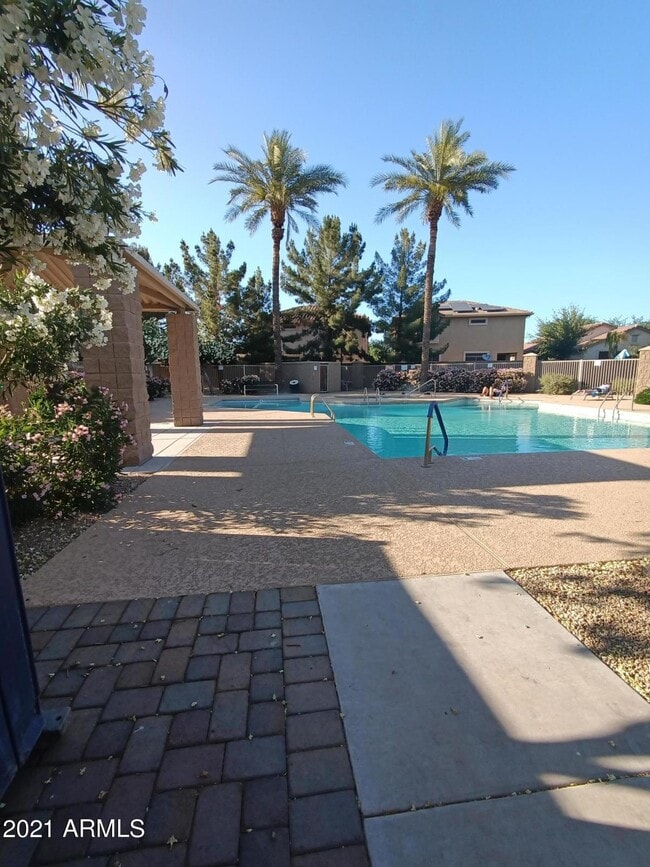 Building Photo - 1288 E Weatherby Way