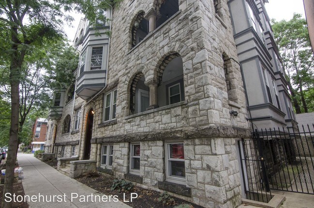 Foto del edificio - 419-423 S 45th St