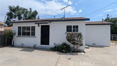 Building Photo - 422 W Bencamp St