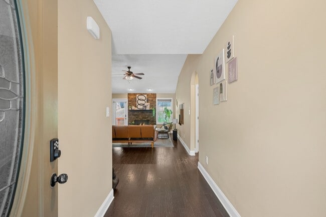 Building Photo - 1314 Hand Dr