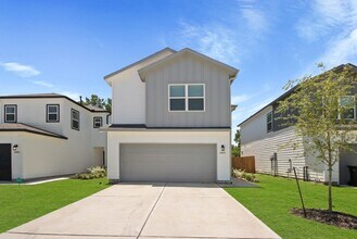 Building Photo - 1415 Acorn Mdw St