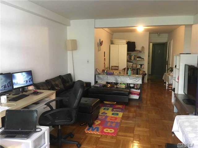 Foto principal - 71-36-71110 110th St