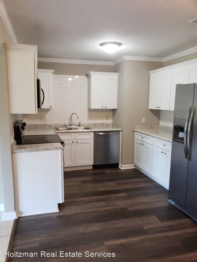 Foto del edificio - 3 br, 2 bath House - 646 Lee Road