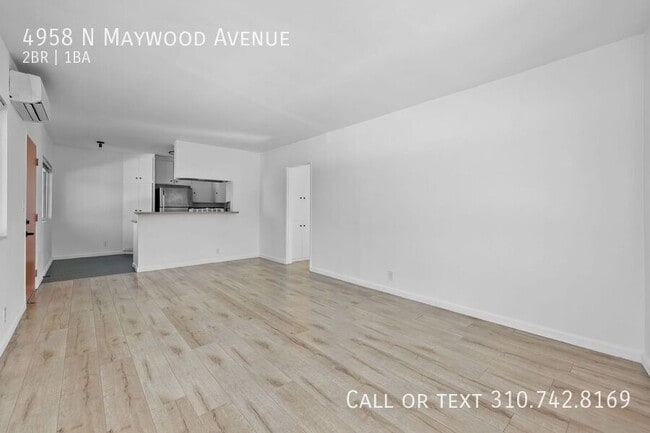 Building Photo - 4958 N Maywood Ave