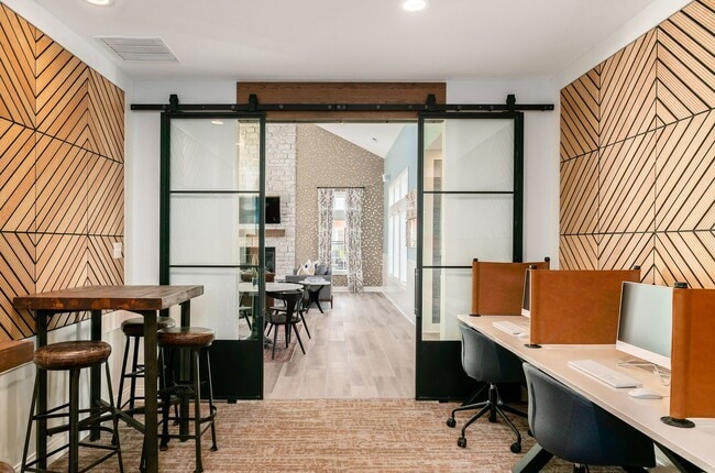 Interior Photo - Ravines at Rocky Ridge
