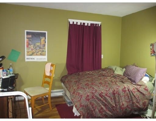 Foto del edificio - 28 Watson Rd