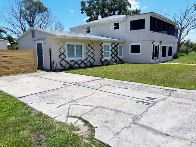 Foto del edificio - 405 North Blvd W