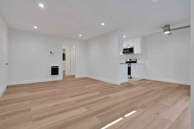 Foto del interior - 14th Street Luxury Investments LLC