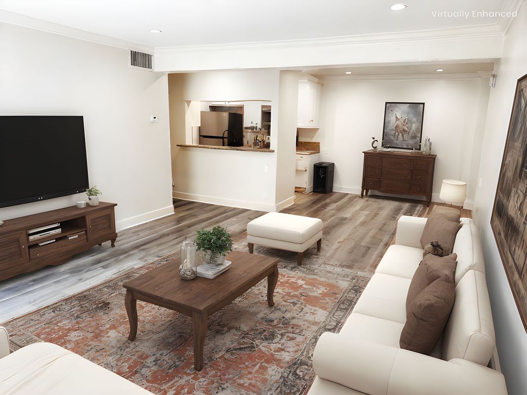 Foto principal - 5460 White Oak Ave