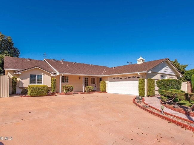 Building Photo - 1492 Mandalay Ct