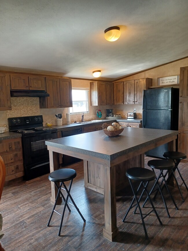Building Photo - 3570 Vz County Rd 2602