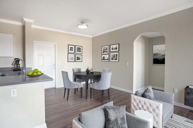 Foto del edificio - ZZZThe Tides