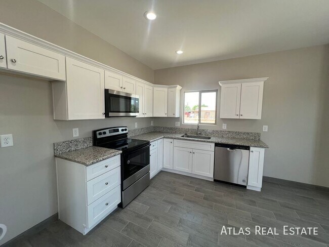 Foto del edificio - 802 E 35th St