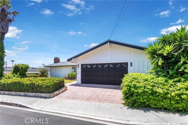 Foto del edificio - 2145 McRae Dr