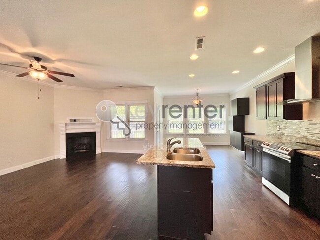 Building Photo - 2758 Waterhaven Dr