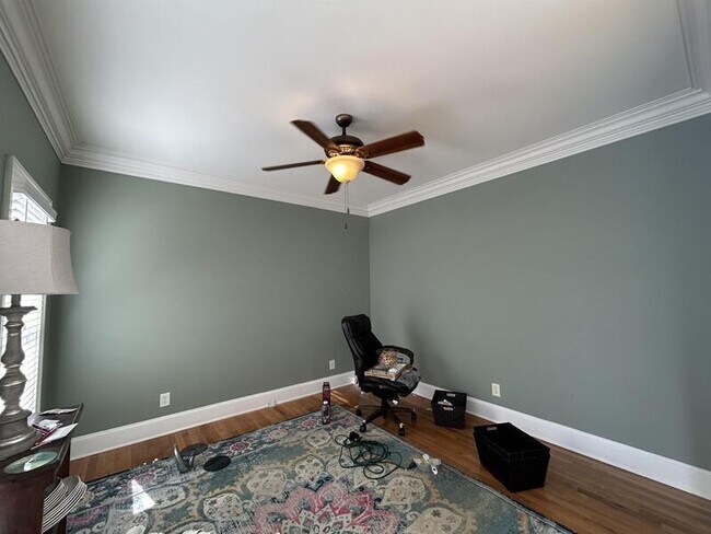 Building Photo - 301 Wescott Dr