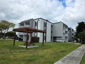 Building Photo - 4810 NW 79th Ave