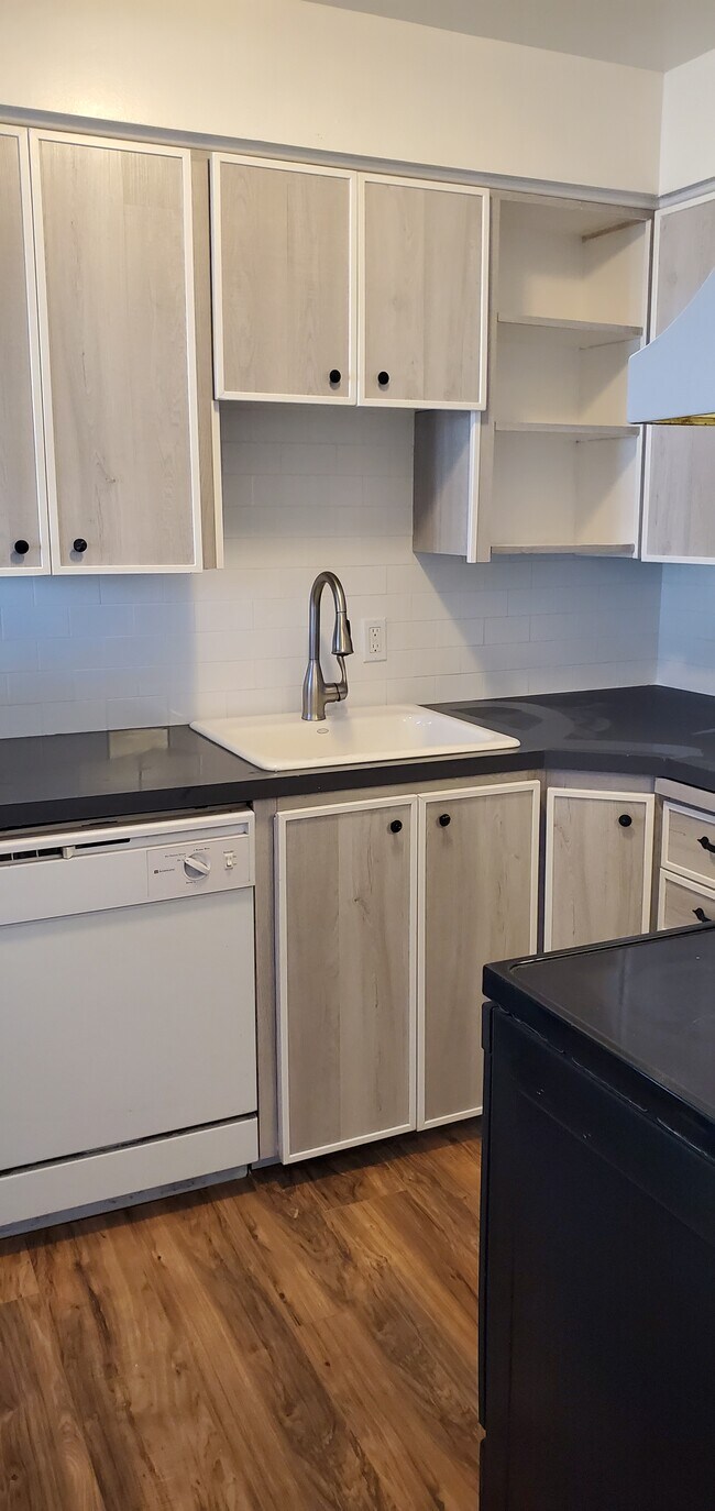 1204 McPherson Ave, Richland, WA 99354 Townhome Rentals in Richland