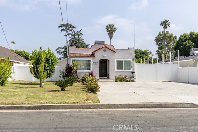 Primary Photo - 15847 Marlin Pl