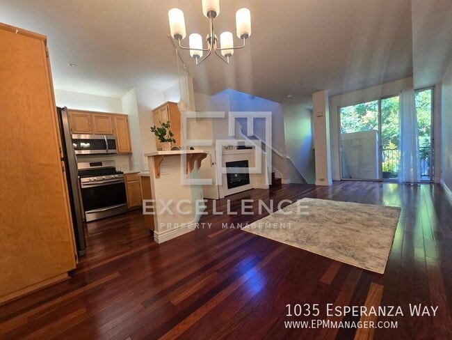 Foto del edificio - 1035 Esperanza Way-
