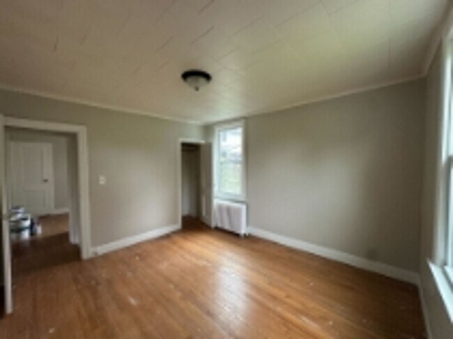 Building Photo - 28 Gardner Terrace