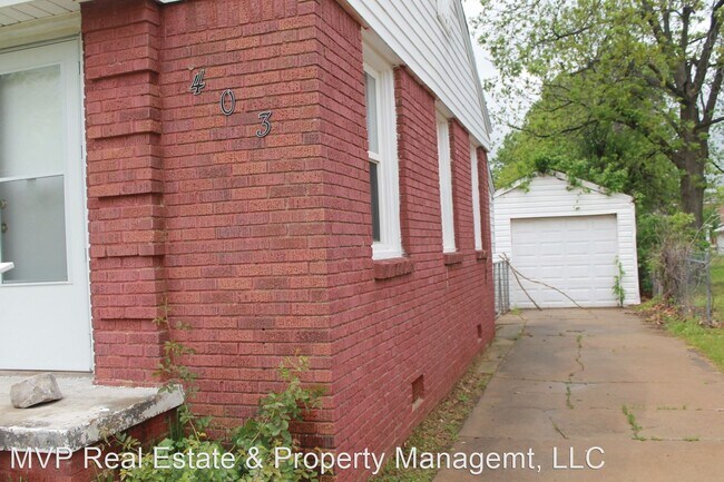 Foto del edificio - 2 br, 1 bath House - 403 E Lockheed Dr
