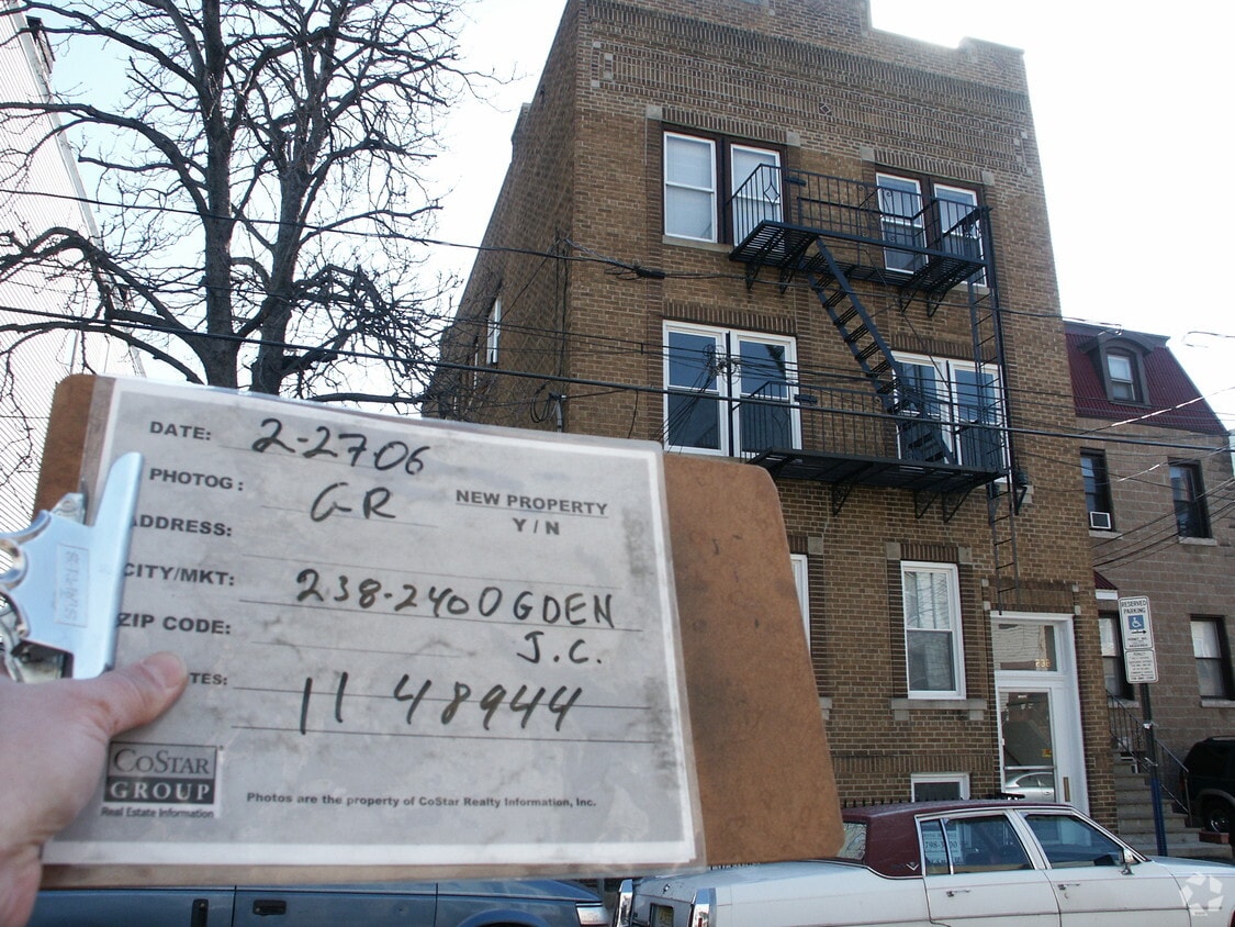  - 238-240 238 Ogden Ave