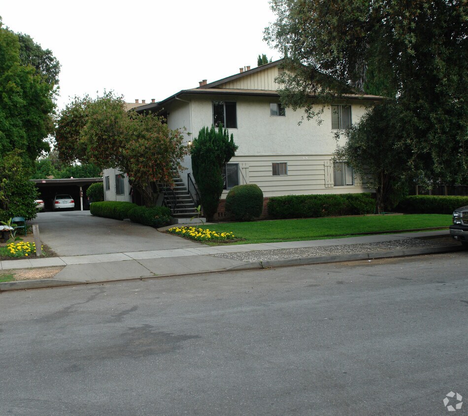 Building Photo - 973 Helen Avenue